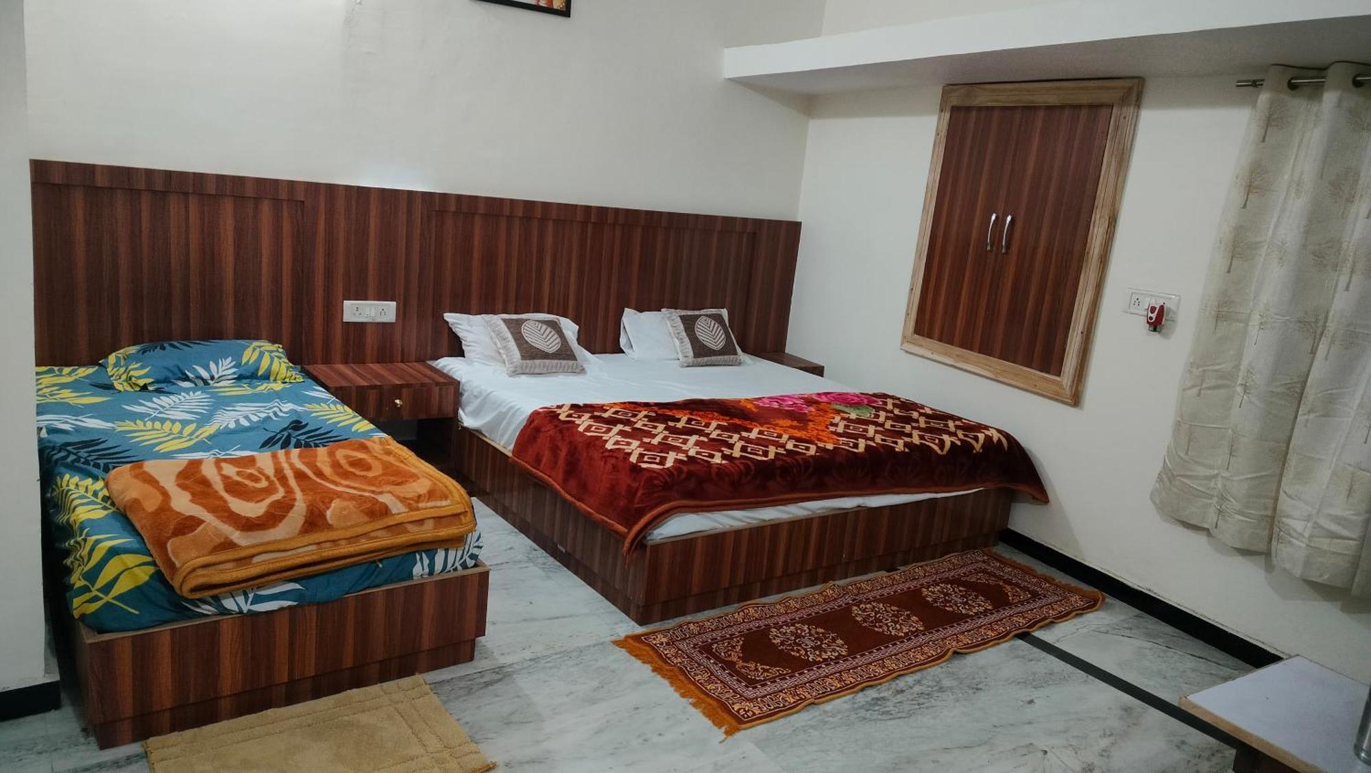 Laxmanji Villas Abu Zewnętrze zdjęcie